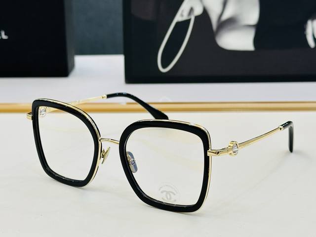 Chan* Model: Ch2222 Size: 54Mm 20-142Mm Perfect Quality, Unique Design, Suitable