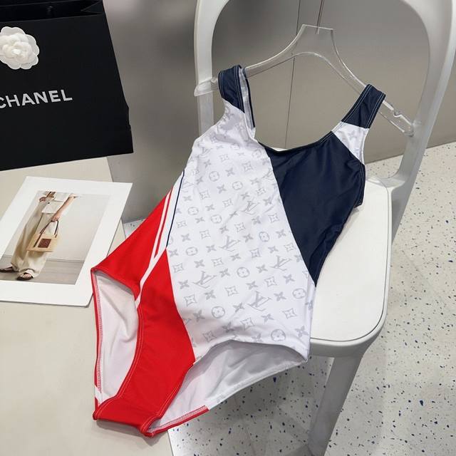 Lv Swimsuit, A Must-Have For Fashion Enthusiasts. Extremely Flattering! S, M, L