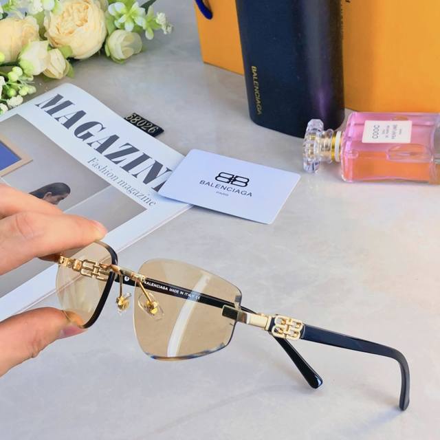 Balenciaga* Avant-Garde Sunglasses For Street Style, Frameless Narrow-Frame Smal