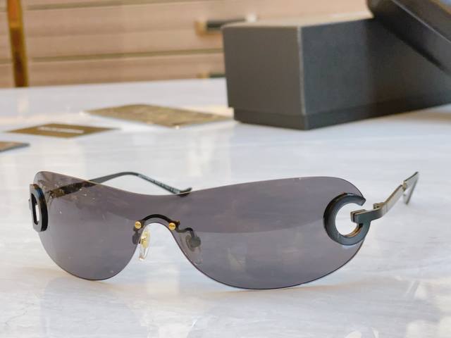 Dolce & Gabbana New Sunglasses, Model: Dg2308, Size: 143Mm 0-125