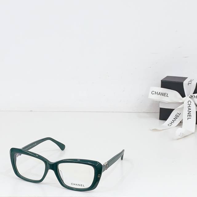 Chanel* Model: 3467 Size: 54Mm 17-140