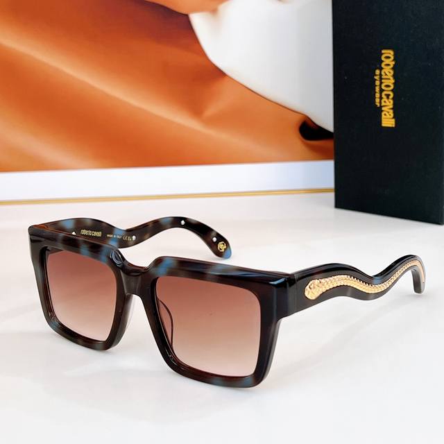 Roberto Cavalie* Model: Src055 Size: 54 X 19-145