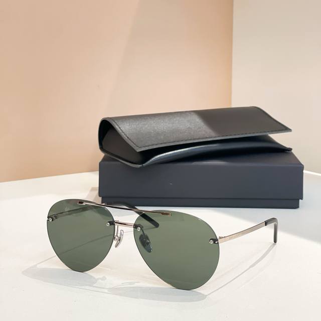Saint Laurent*Model: Sl309 Size: 60 Frame 15-140