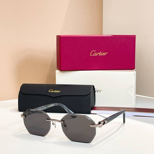 Cartie*Model: Ct0439S Size: 59 Mouth 15-140