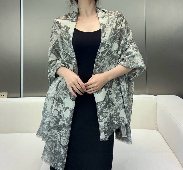 Dior New Animal Jungle Silk Cashmere Scarf Long Shawl! Pure Luxury And Fashion!