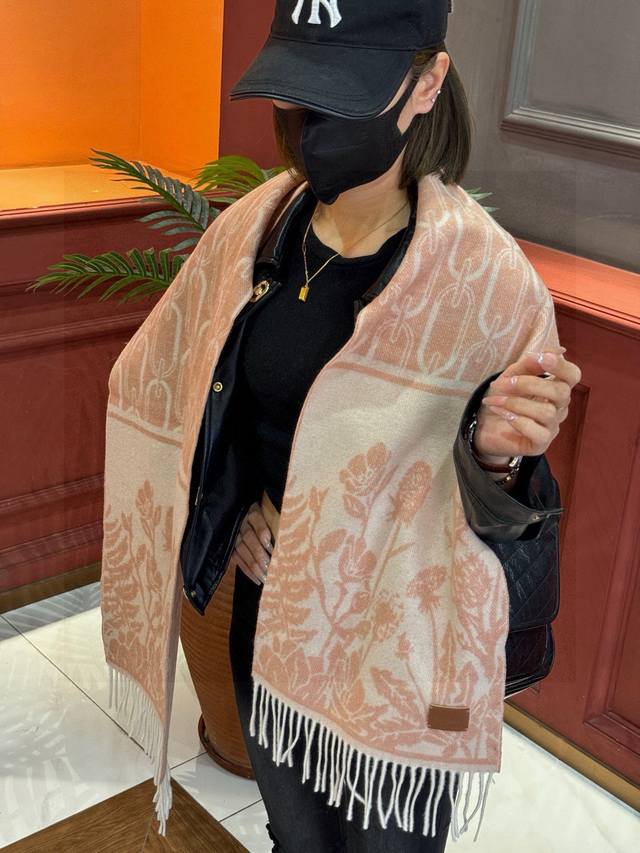 Herm S Paris Fashion Show Business Men's And Women's Cashmere Scarf Manufacturer