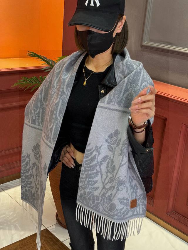 Herm S Paris Fashion Show Business Men's And Women's Cashmere Scarf Manufacturer
