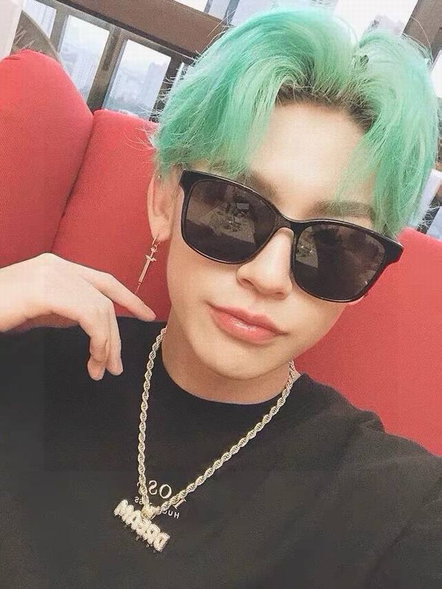 Gucci Little Ghost Wang Kailin Same Style Gg0417Sk Square Frame Ultra Cool, Fine