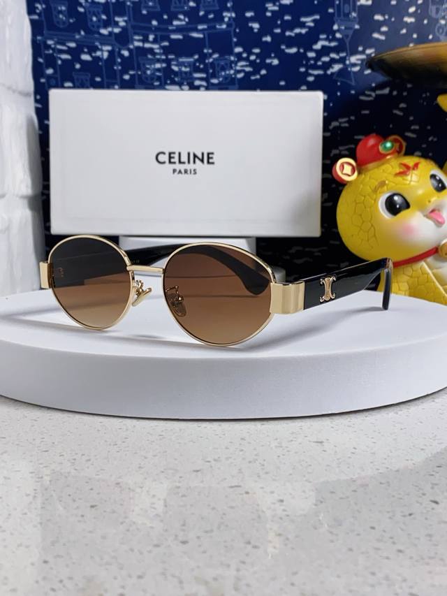 Celine 2025 New Arrival Influencer-Style Oval Arc De Triomphe Instagram-Inspired