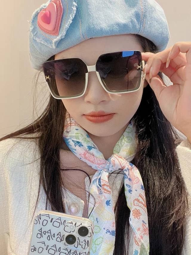 Herm S 2025 New Arrival, Influencer-Style Fashion Street-Style H Sunglasses For