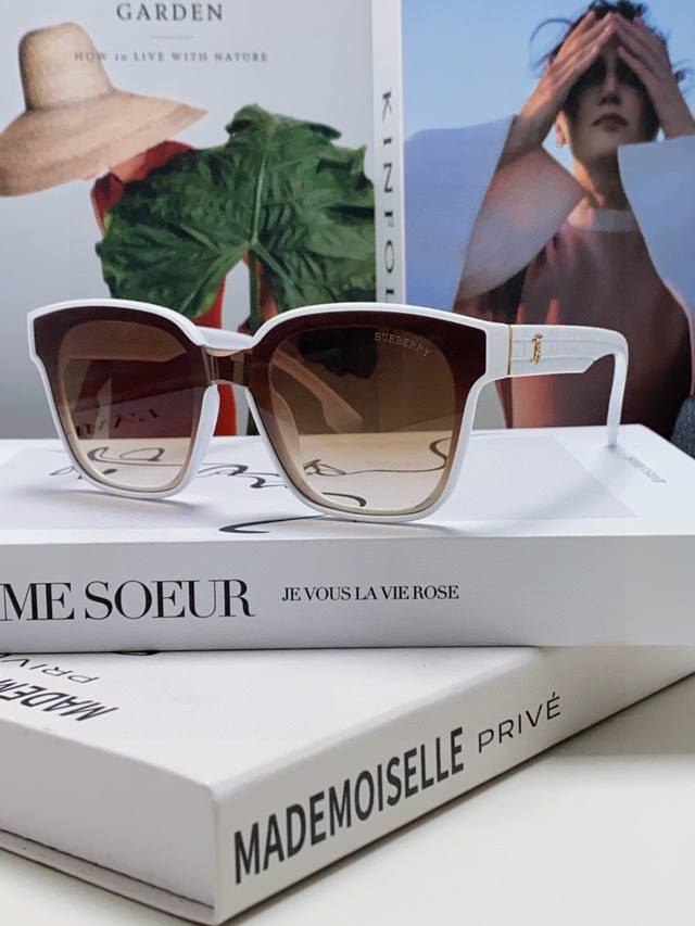 Burberry 2025 New Fashion Retro Personalized Comfortable Avant-Garde Sunglasses