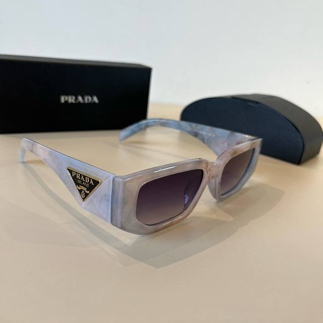 Prada High-End Men's And Women's Sunglasses, Sun-Blocking And Face-Shaping Eyewe