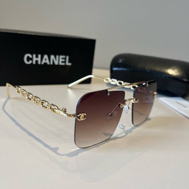 Chanel Sunglasses For Round Faces Check It Out! Ultra-Flattering Design That Hid