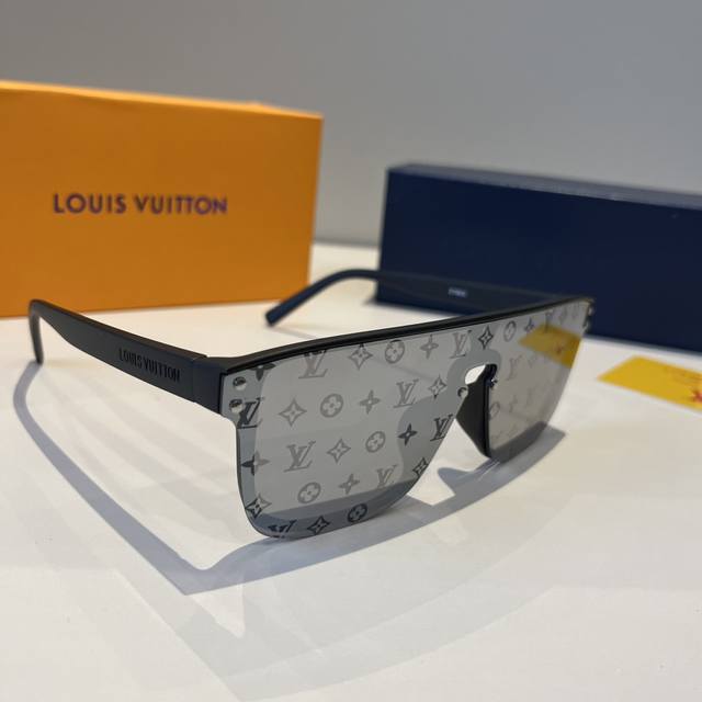 Flv Sunglasses, Men's And Women's Styles, Stylish And Flattering, Making The Fac