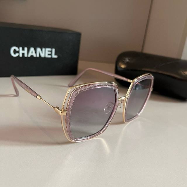 Chanel Sunglasses, Same Style As Many Celebrities, Chanel New Large Frame Sungla