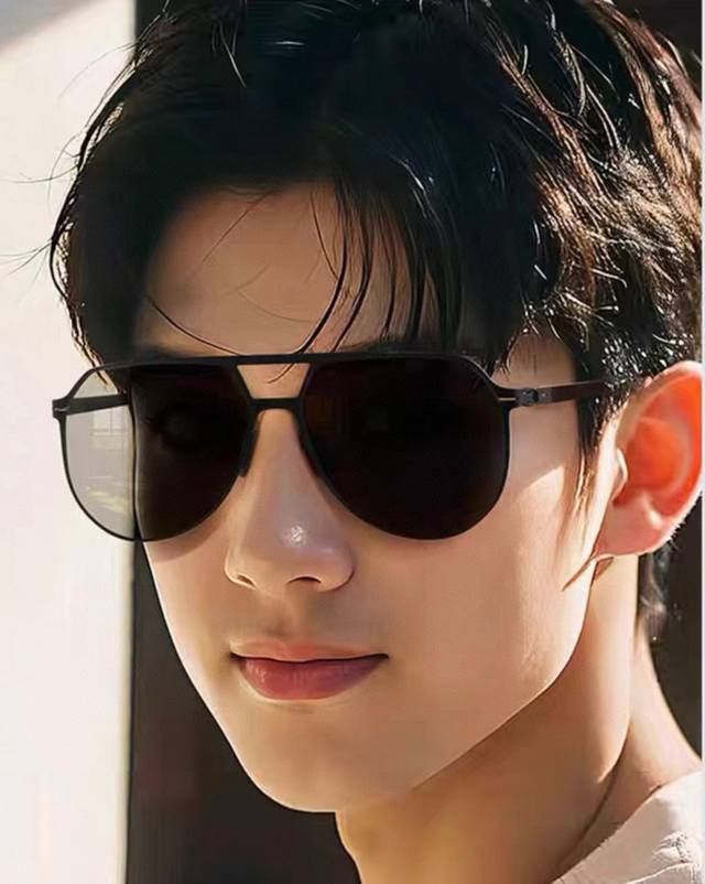 Gucci 2025 New Arrival Unisex Couple's Sunglasses Ip-Coated, Never Fades. Highli