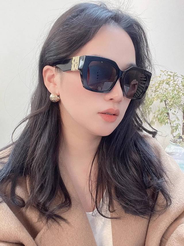 Dior 2025 New Arrival Trendy Bestseller Fashionable Square-Frame Sunglasses Comf