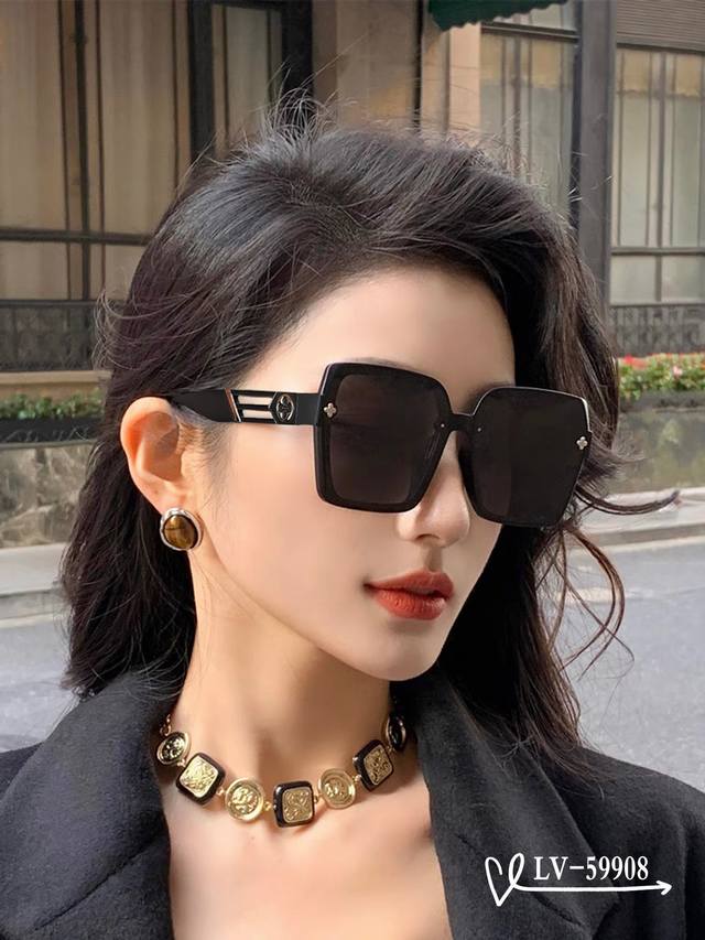 Louis Vuitton - Lv. Polarized Resin Lenses. Tr Frame, Lightweight And Comfortabl