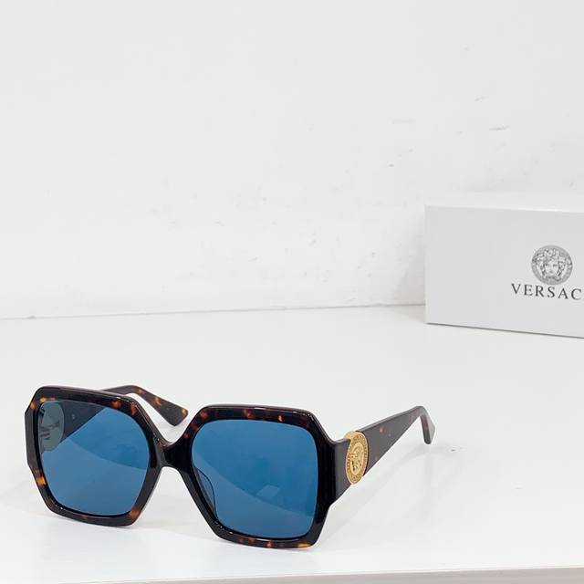 Versace Model: 4453 Size: 55-17 145