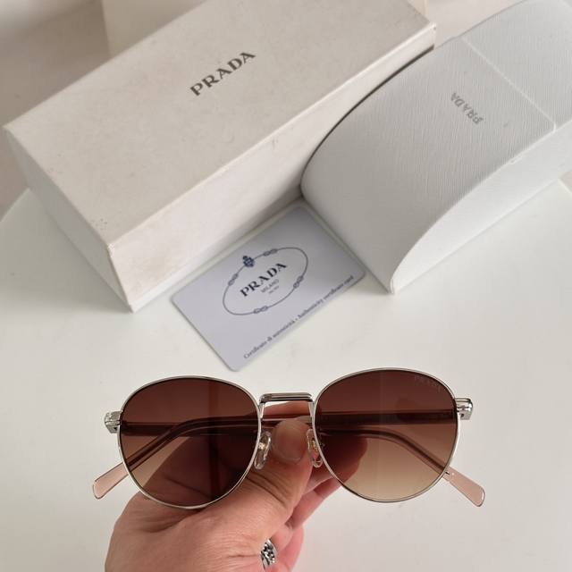 Prad*A Sunglasses Model: Prb52S Size: 49Mm 21-145