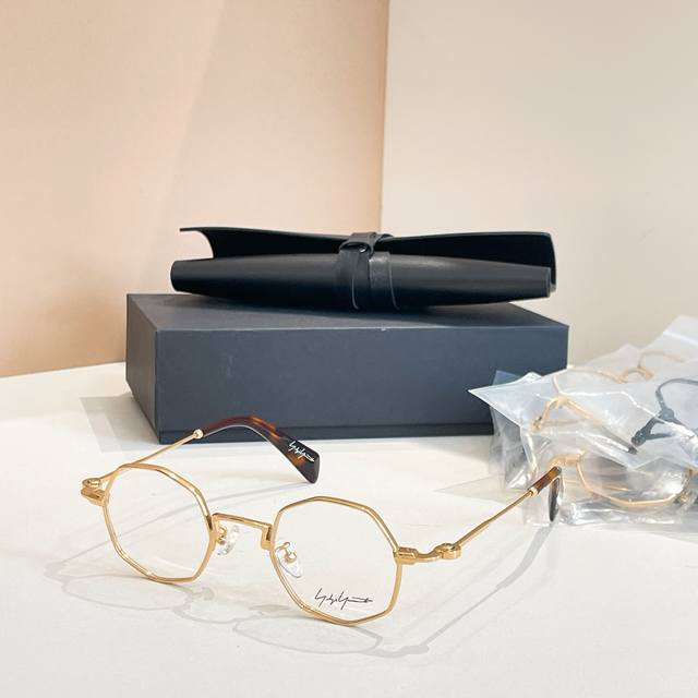Yohji Yamamoto Model: Yy1308 Size: 44 Mouth 23-140 High Version ~~~ Titanium ~~~