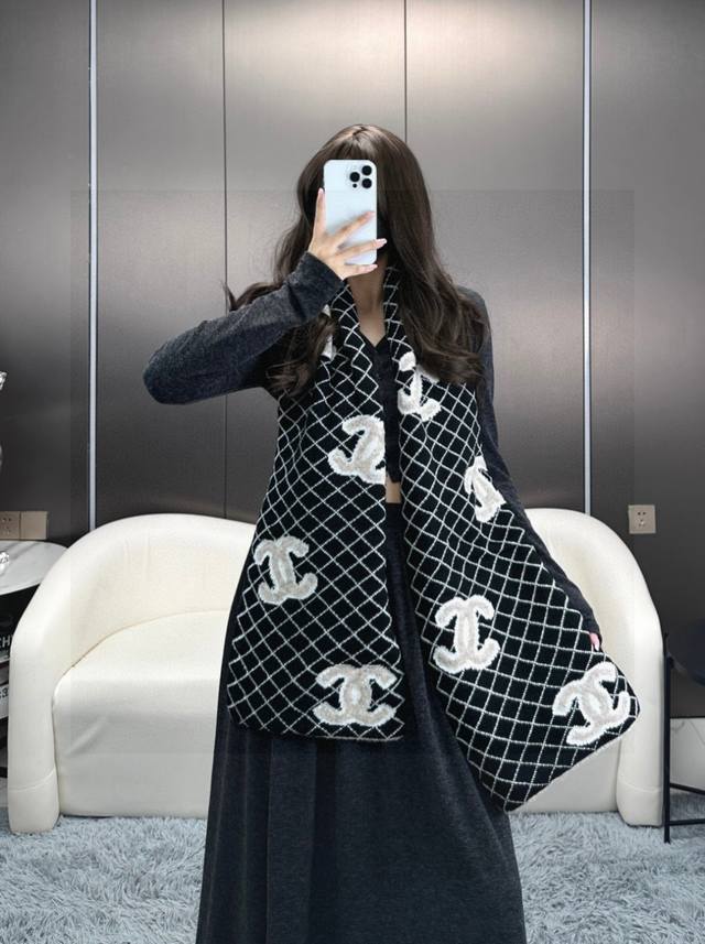 High-Quality Version, True-To-Color. Black Long Khaki Gray Come Check Out The De