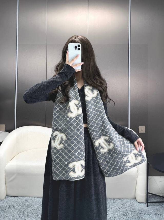 High-Quality Version, Authentic Color, Black Long Khaki Gray Check Out The Detai