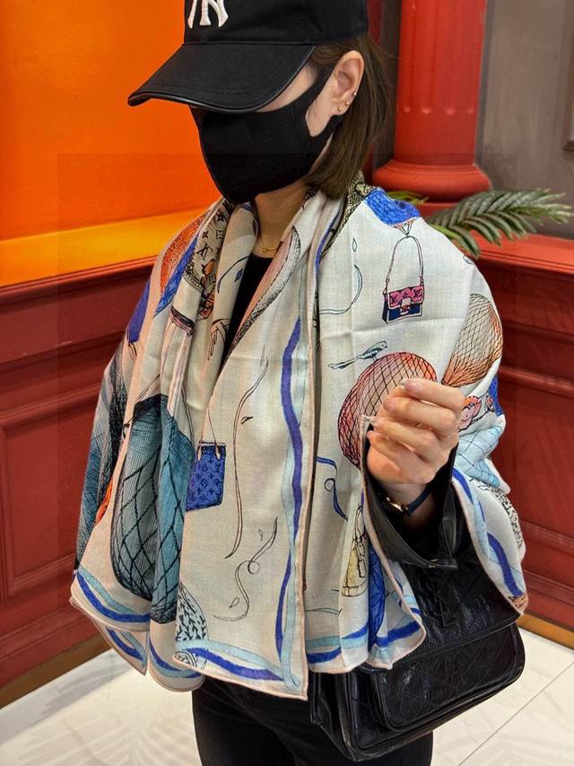 Double-Sided Same-Color Original Lv140Cm Silk Velvet Square Scarf, Hot Air Ballo
