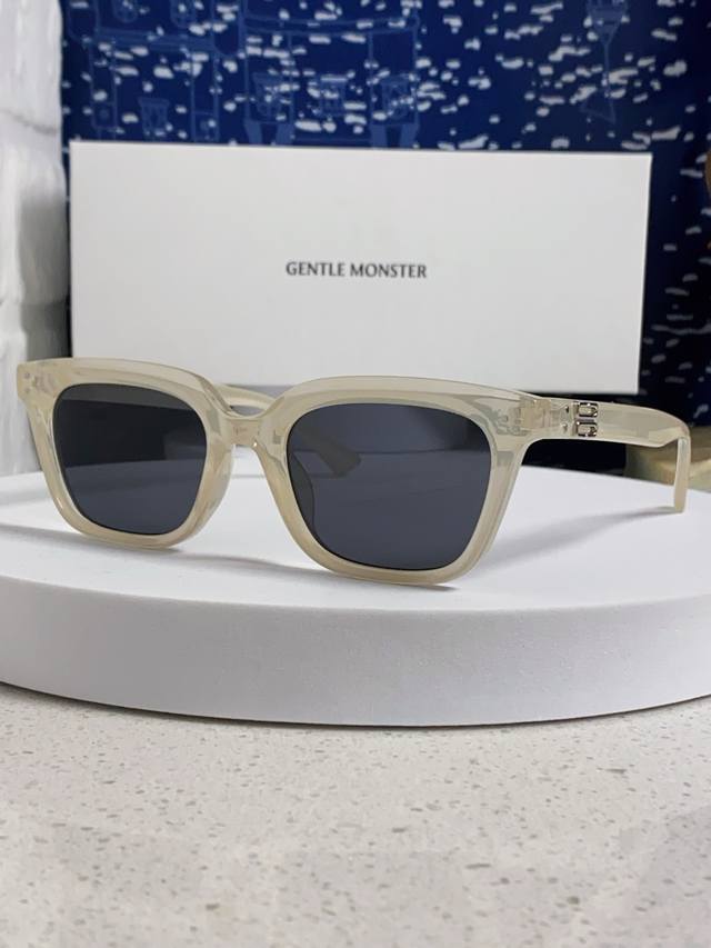 Gentle Monster Gm Gd Kwon Ji-Yong's Signature Gm Small-Frame Sunglasses For Men,