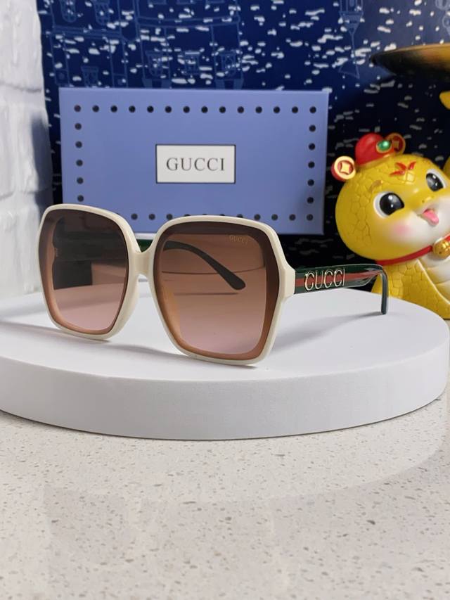 Gucci Sun Protection Sunglasses, Fashionable European And American Style Coverin