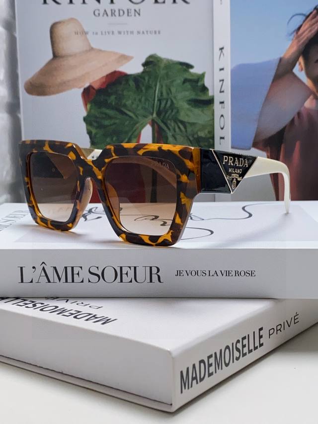 Prada 2025 New Arrival Fashion Square Driving Sunglasses For Men And Women With