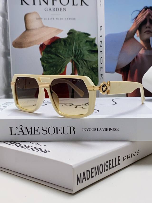 Versace Classic Unisex Sunglasses Black And Gold Fashion Couple Sunglasses Ve439