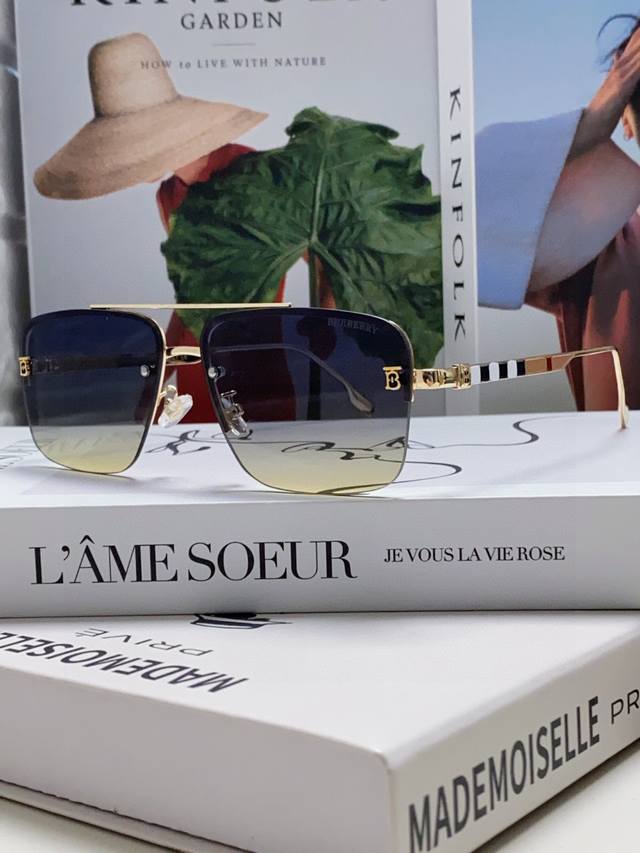 Burberry New-Style One-Piece Driving Sunglasses - Must-Have For Travel, Celebrit