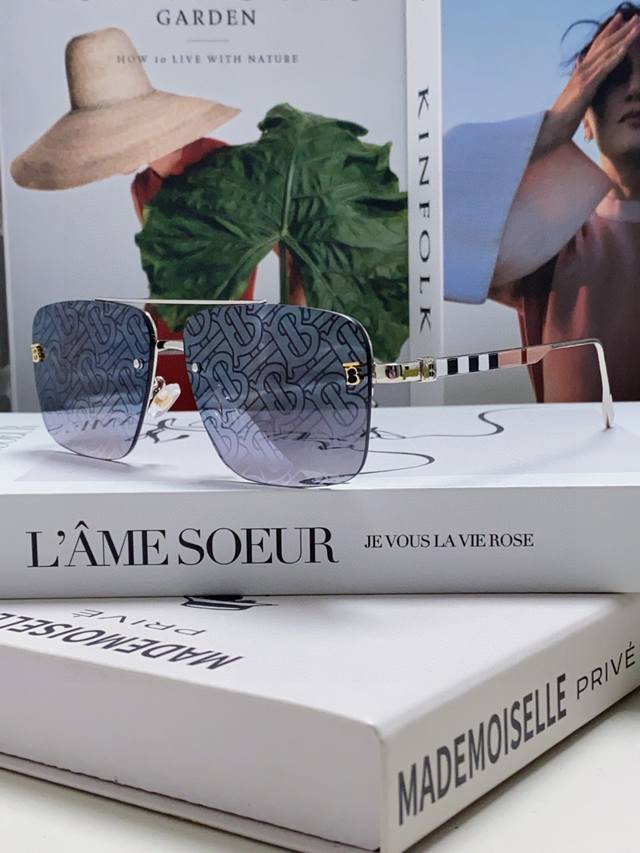Burberry New Arrival One-Piece Driving Sunglasses - Must-Have For Travel, Celebr