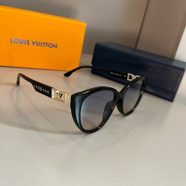 Lv Louis Vuitton Sunglasses, Face-Flattering Sun Protection, Premium Lightweight