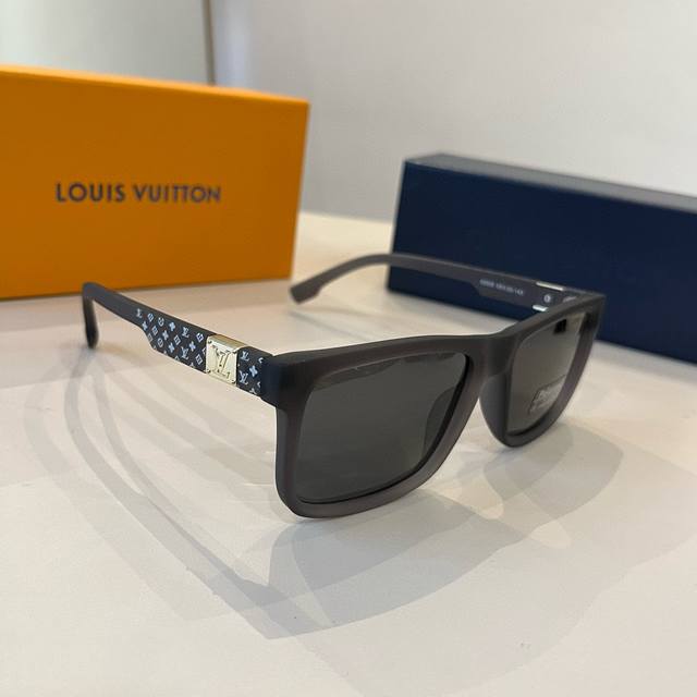 Lv Louis Vuitton New Arrival Sunglasses, Unisex