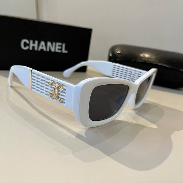Chanel Sunglasses, A Must-Have For Sun Protection And Face Contouring