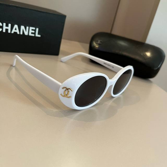 Chanel Sunglasses, I Absolutely Love Them! The Frame Perfectly Accentuates The F
