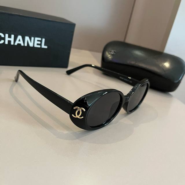 Chanel Sunglasses, Absolutely Love Them! The Frame Perfectly Accentuates The Fac