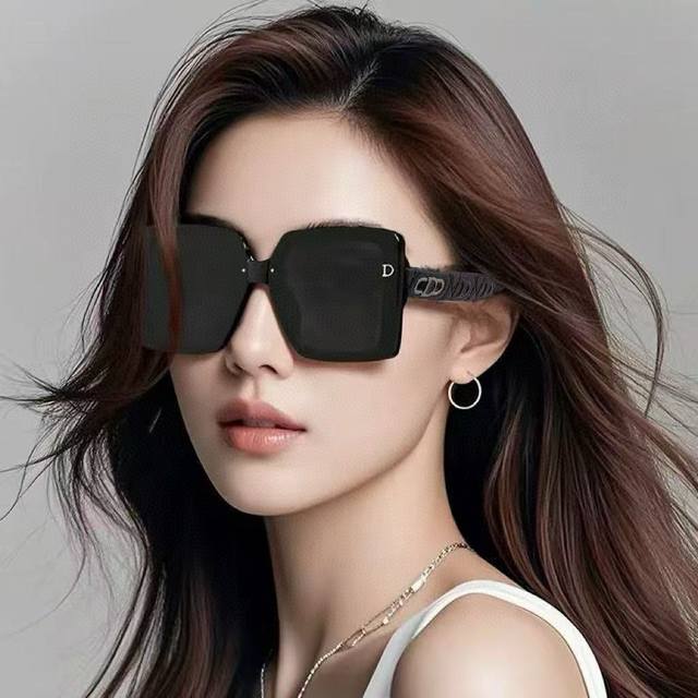 Dior 2025 Spring New Arrival Trendy Bestseller Fashionable Square Frame Sunglass
