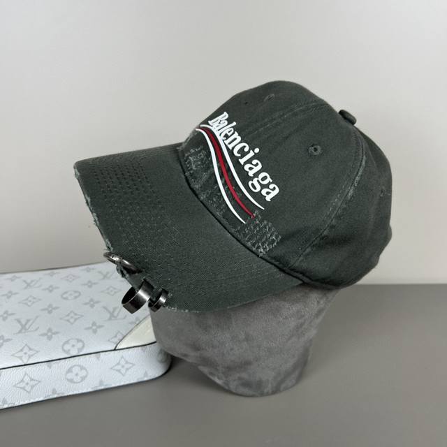 Balenciaga Paris New Embroidered Logo Baseball Cap, Cool Color Scheme, Different