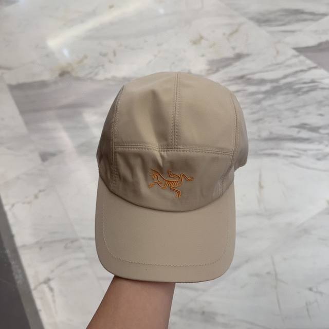Arc'teryx New High-End Baseball Cap, Premium Brand Quality, Versatile Styling, R