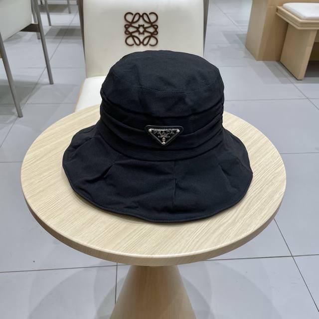 Prada New Arrival Sun-Protective Fisherman's Hat, Uv-Protective Fabric Hat, Fold
