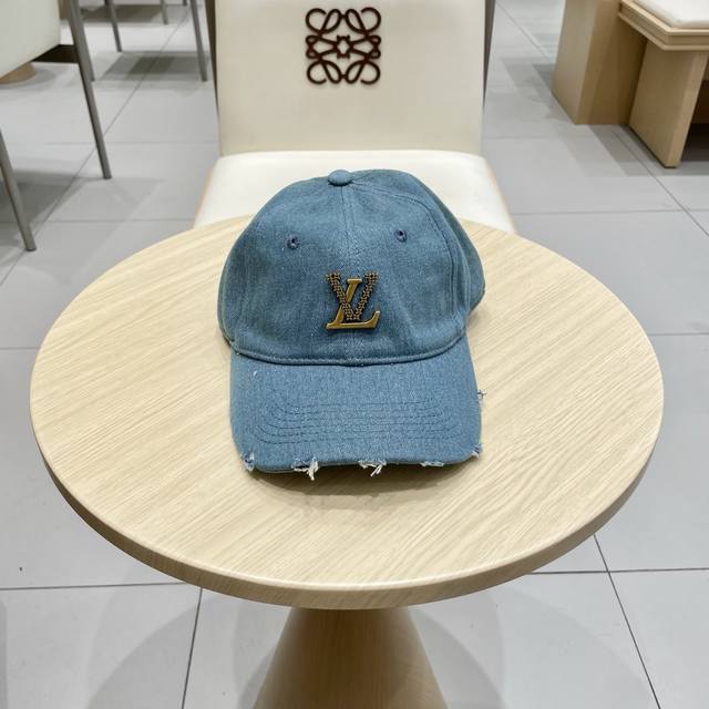 Louis Vuitton Baseball Cap, Louis Vuitton New Lv Baseball Cap, Meticulously Craf