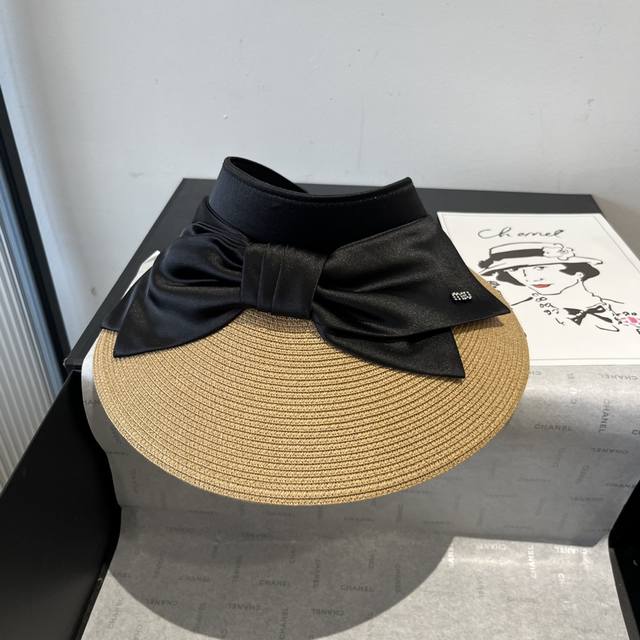 Miu Miu New Open-Top