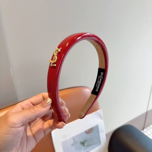With Packaging Saint Laurent New Korean-Style Lacquered Leather Sponge Hairband,