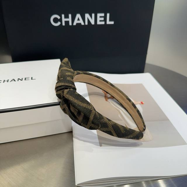 With Packaging Box Fendi New F Hairband, Retro And Elegant, Simple And Versatile