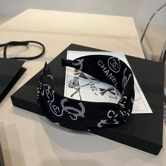 Chanel New Hairband