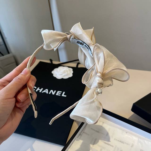 Miu Miu New Hairband