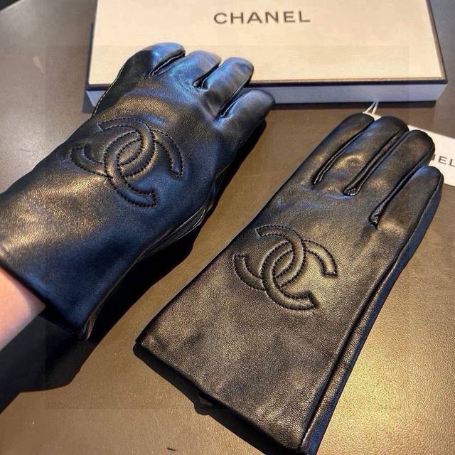 2025 New Exclusive Release Touchscreen Gloves Chanel Chanel Authentic Quality Of
